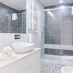 Apartament Alfama Delight Panoramic River And Historic Views 3 Bedrooms And 2 Bathrooms Ac 18th Century Building Lizbona