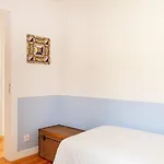 Alfama Delight Panoramic River And Historic Views 3 Bedrooms And 2 Bathrooms Ac 18th Century Building Apartament *
