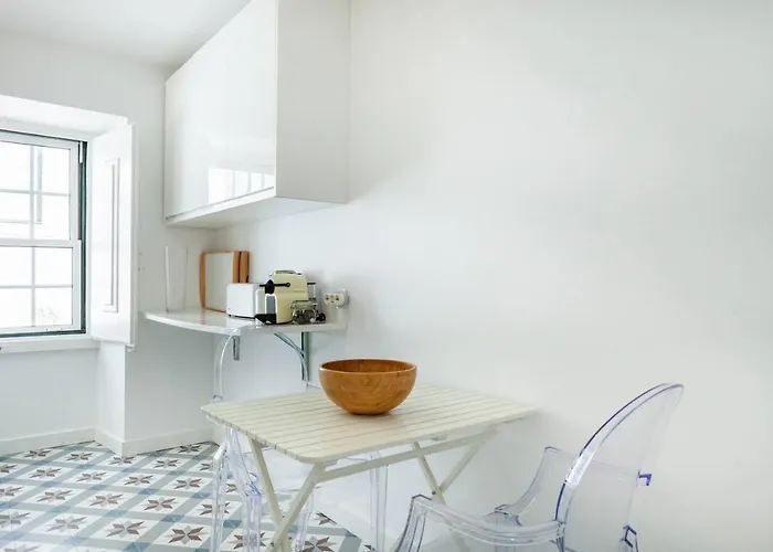 Alfama Delight Panoramic River And Historic Views 3 Bedrooms And 2 Bathrooms Ac 18th Century Building 公寓 Lisboa
