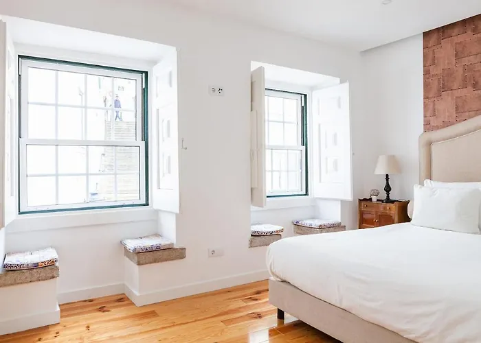 Alfama Delight Panoramic River And Historic Views 3 Bedrooms And 2 Bathrooms Ac 18th Century Building 公寓 *