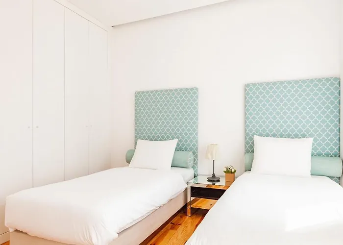 Alfama Delight Panoramic River And Historic Views 3 Bedrooms And 2 Bathrooms Ac 18th Century Building 公寓 *