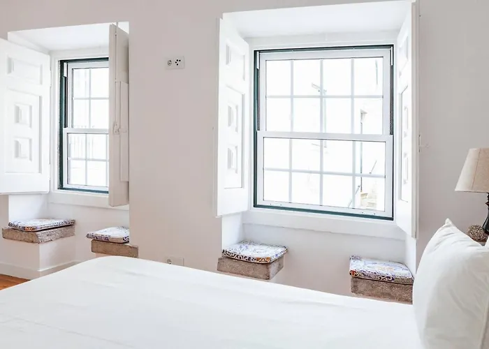公寓 Alfama Delight Panoramic River And Historic Views 3 Bedrooms And 2 Bathrooms Ac 18th Century Building Lisboa