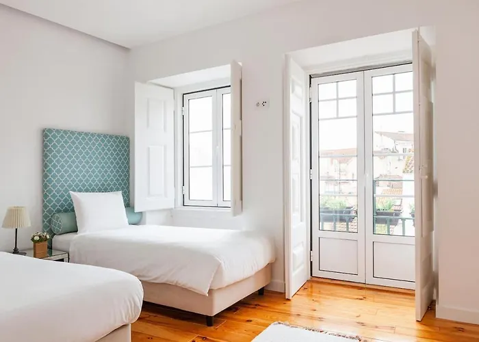 公寓 Alfama Delight Panoramic River And Historic Views 3 Bedrooms And 2 Bathrooms Ac 18th Century Building Lisboa